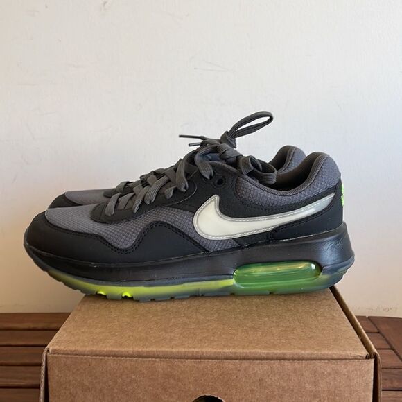 Nike Air Max Motif NN(GS) Iron Grey Volt Kid Size 6Y(DZ5630-001) - Picture 8 of 12